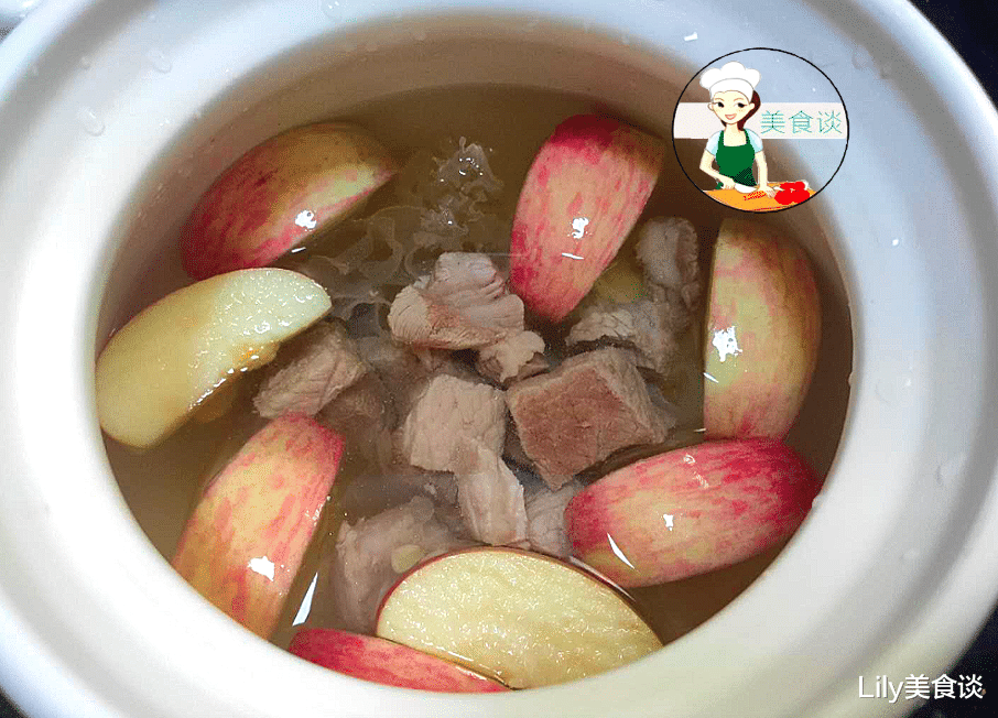 苹果|秋分后，这道“苹果双雪汤”多给孩子吃，鲜甜营养，还增强免疫力