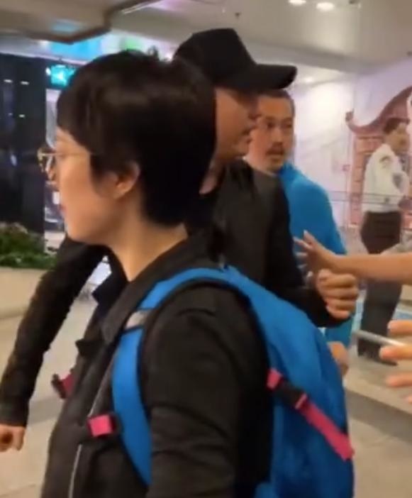 【索菲亚】邓超被保安误认成孙俪粉丝，表情略显无辜，原谅我忍不住笑了