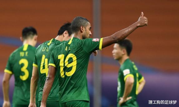 世界波|3轮3远射！\中国卡洛斯\再轰无解世界波，谁还敢说他\传大当射\？