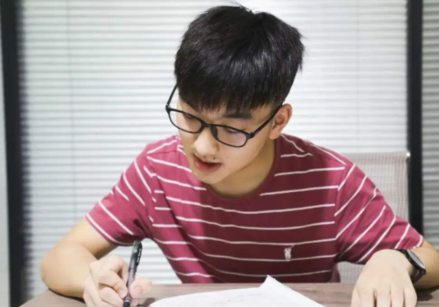 『考试』2020高考逼近,考试中这“四大忌”家长学生不能碰,直接影响成绩