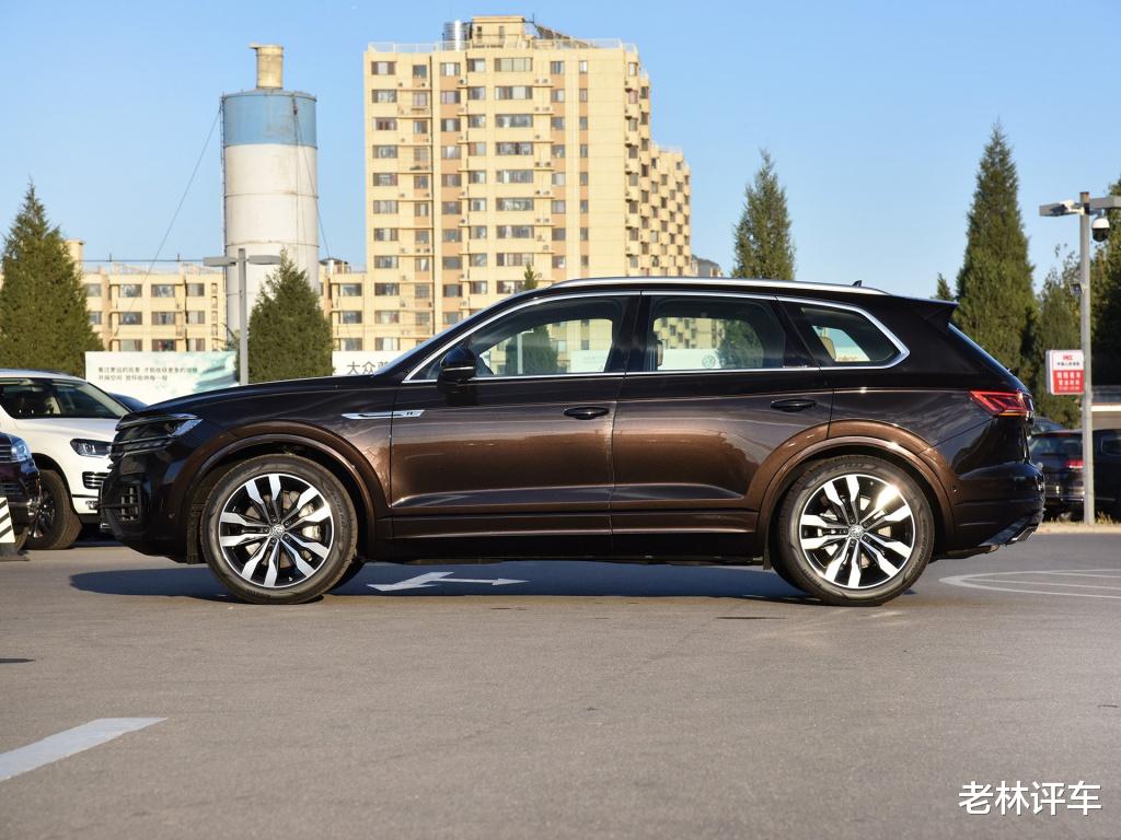 『SUV』大众途锐：我都跌成一颗“大白菜”了，你们怎么还买宝马X5？