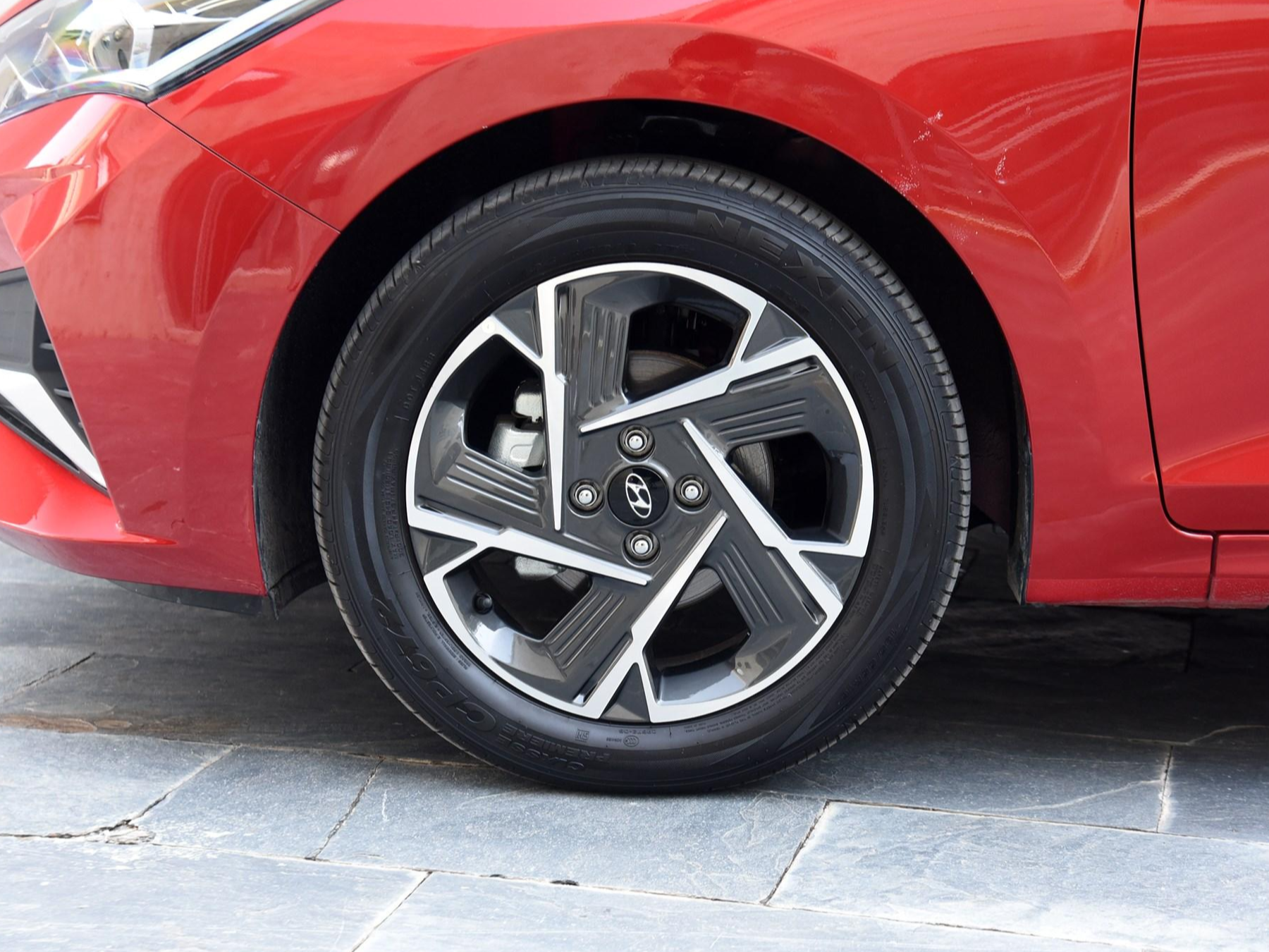 大众朗逸|“最憋屈”的合资家轿,朗逸的品质,帝豪的价格,降至5.88万卖不动