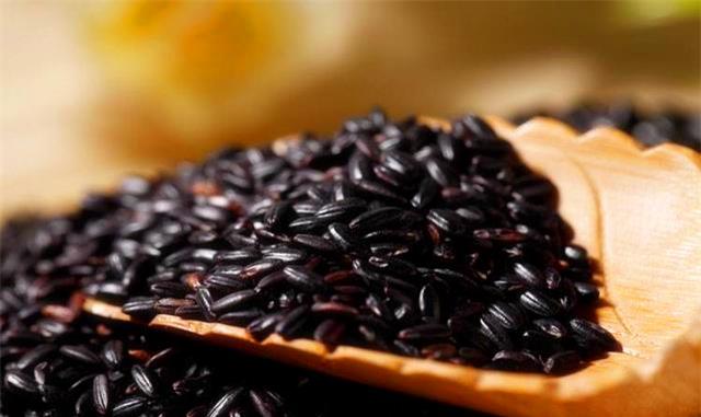 【血糖】糖尿病怎么吃餐后血糖才能不过7?你的理解真的对?看专家的理解