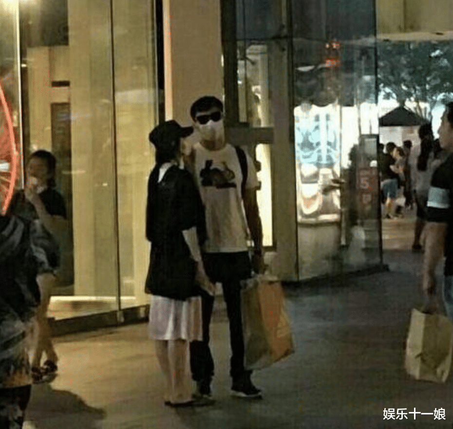 范冰冰|李晨已成过去式!范冰冰廖凡牵手照流出?网友:不敢相信!