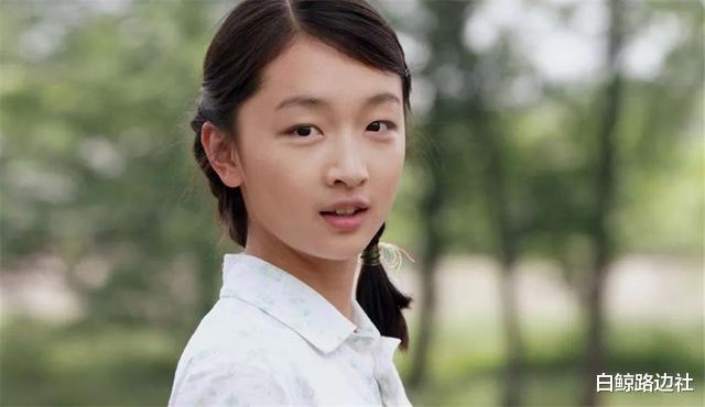 周冬雨▲周冬雨开挂了：深夜搂抱甜蜜师生恋曝光，与章子怡交好强强联盟