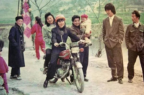 「老照片」一组90年代的老照片!