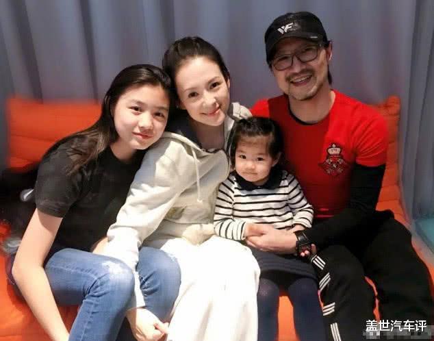 [孔雪儿]汪峰开600万劳斯莱斯，看到章子怡座驾，夫妻地位一目了然