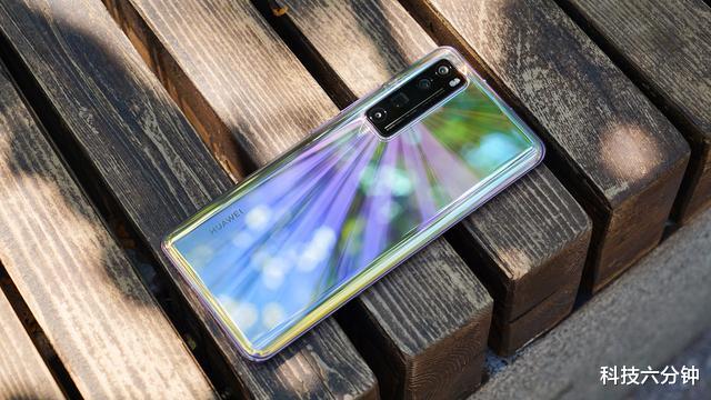 华为|华为已经“烂大街”的三款手机，至今还在热销，用三五年也不过时