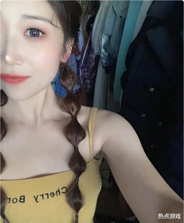 「王者荣耀」王者荣耀：一代美女野王，真实身份被曝光，职业居然是钢琴老师