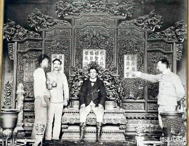 汉语|历史上过目难忘的照片:在机场被红军逮捕的溥仪,棺材里的慈禧太后面目全非