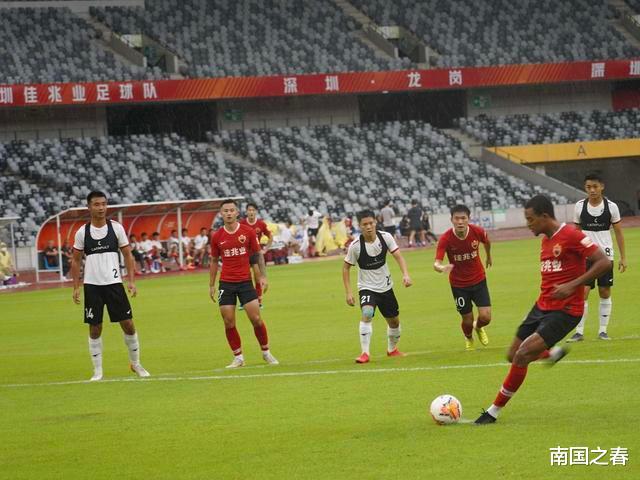 「中超」单场狂轰6球！中超新贵火力让中超胆寒，截胡建业强援中卫或加盟