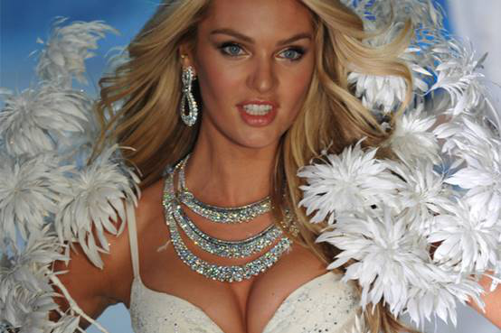 「泰勒·斯威夫特」英媒评千禧年以来\全球最热\美女明星代表，霉霉背景实力强硬