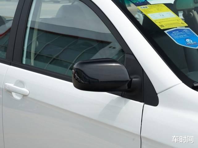 国产车：这国产车火了，跌至“白菜价”，开起来又省心又省油，仅3.95万