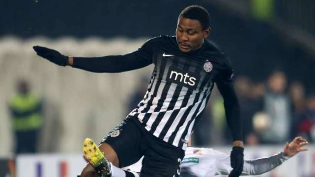 山东鲁能|李霄鹏的“大鱼”浮现?曝1米89中锋即将来华!他曾在欧联打爆鲁能外援