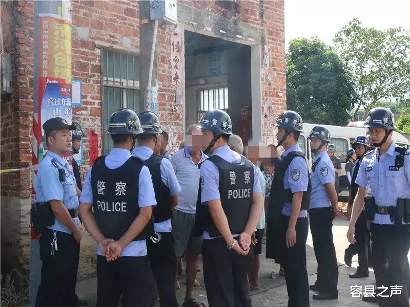 容县之声|广西这一些人多次阻挠他人拆房重建,60多名干警出动!