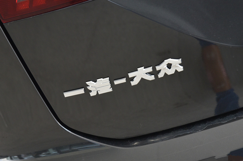 大众汽车@大众良心车又跌了！从18万降到了14.6万，30天狂卖16474辆