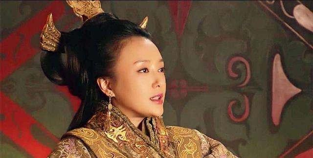 『汉高祖』刘邦死前,曾为戚夫人安排4条生路,无奈她不懂,被做成人彘