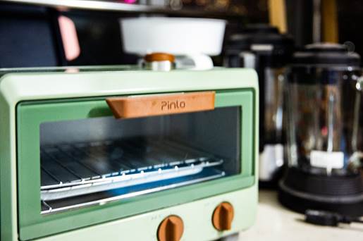 谁说厨具只能摆在厨房啦？文艺青年的生活就要不将就！