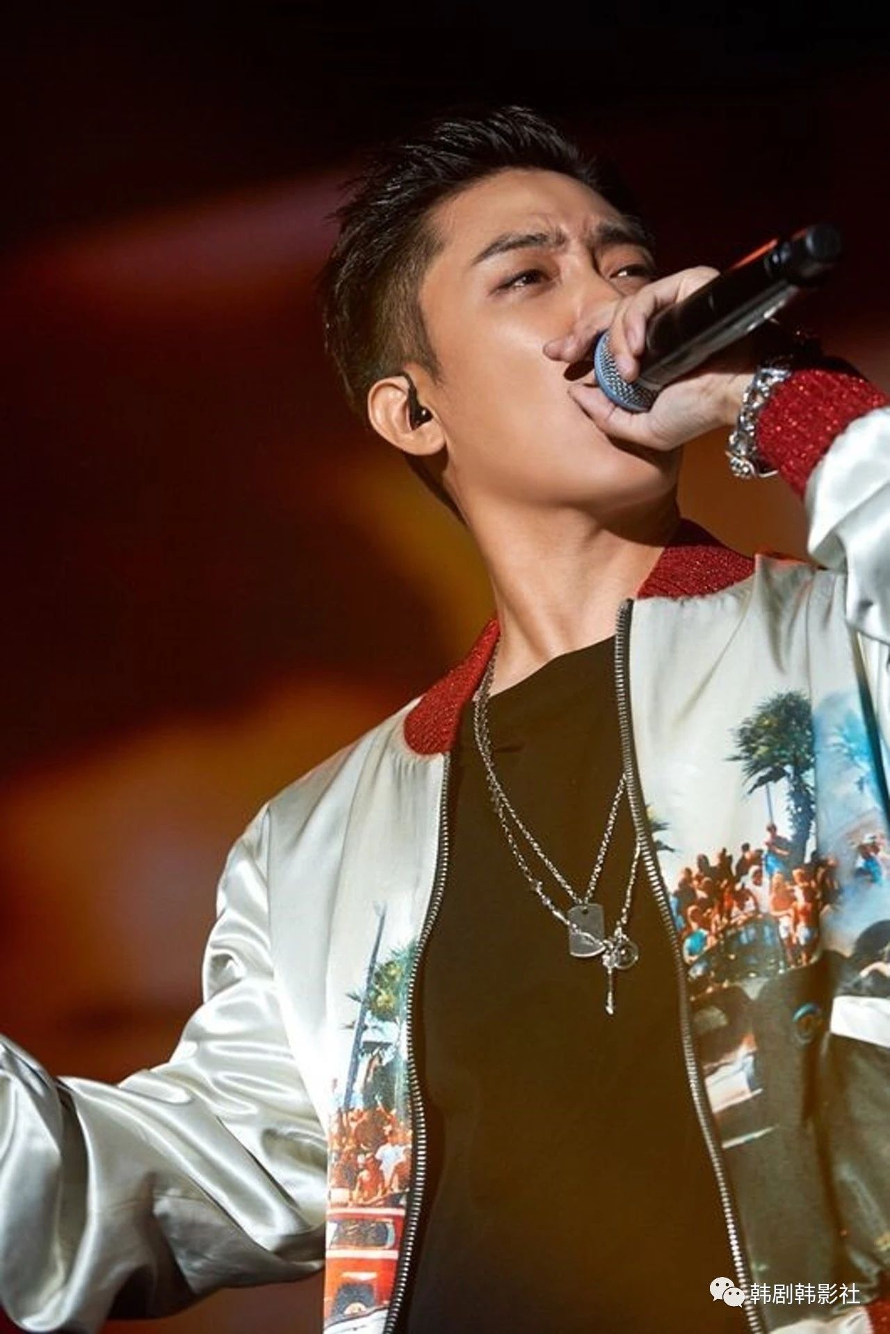 金贤重|金贤重、2PM Nichkhun醉驾难翻身 盘点11个被“酒”累事韩国艺人