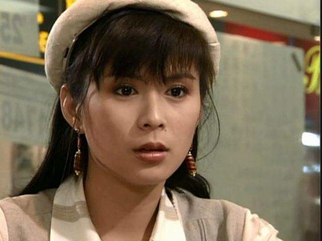 「陈莉萍」她曾红极一时，却因病发福容貌大变，老公默默守护她27年不离不弃