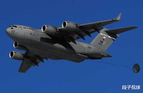 C-17■一架美军机出现在广西上空,盘旋数圈后从容离去,网友:怎么回事