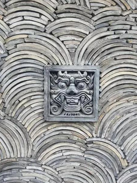 「」当瓦片遇上了设计，看看瓦片这种材料，如今庭院设计中变得不一样