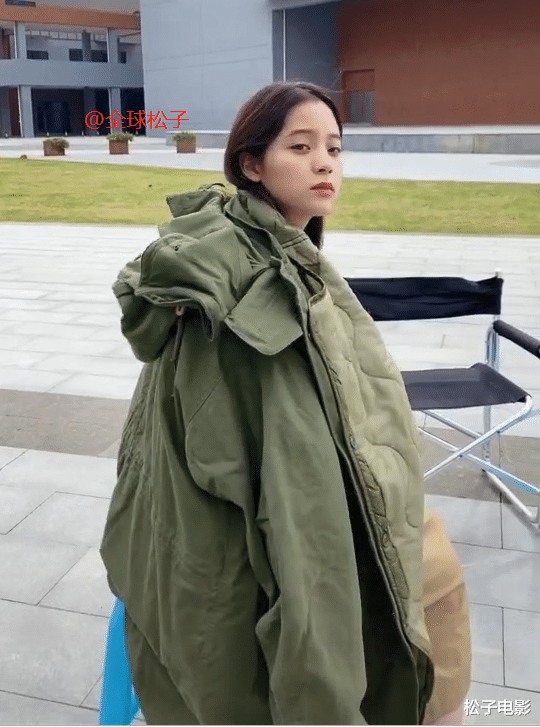 欧阳娜娜|欧阳娜娜拍视频疑似回应变胖，瘦到“脱相”，网友直呼变样了