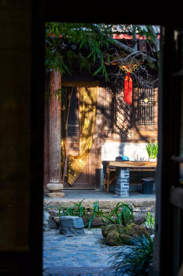 「古镇」适合小住三五天的绝美古镇，和当地人一起享受慢生活