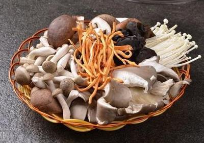 『肺癌』患癌前往往有这十大早期症状, 原来我们距离癌症如此近