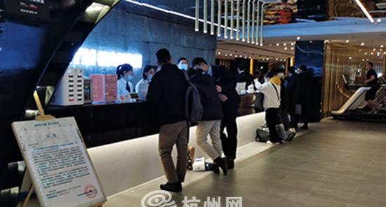 大师在流浪小丑在天堂 浙江-杭州这家健身房要关门，退款期限却定在半年后？