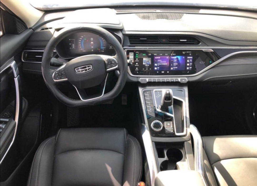 吉利博越@入手“最美国产SUV”吉利博越，除了油耗高之外没啥缺点！