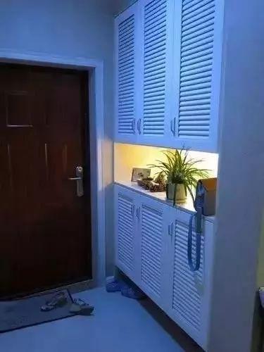 「」陪老公奋战几个月,新家总算装修好入住了,都说电视墙特好看