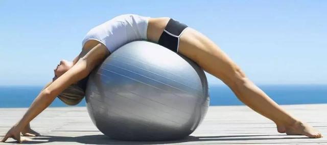 [臀部]女生小腹不容易瘦下去，教练都不肯教的三个动作，分分钟减掉赘肉