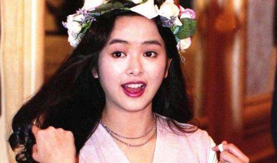 #叶蕴仪#“玉女”叶蕴仪离婚，前夫陈柏浩曝出：她需求比常人高