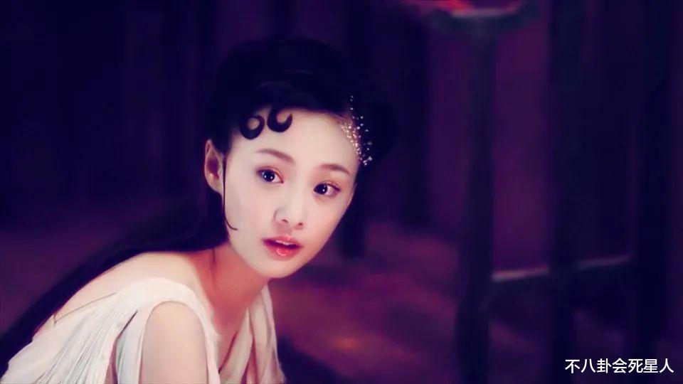 迪丽热巴▲90小花被分档，周冬雨稳坐一档，郑爽竟压热巴夺二档而她最意外