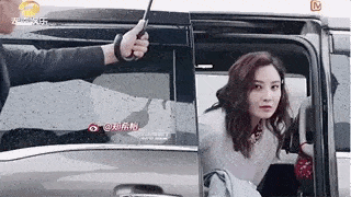 姐姐|脸上扎900多针,一瓶面霜200多万,浪姐里谁的脸最烧钱?