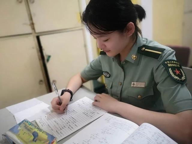 学霸：玩转高考，高分学霸教你如何考上国防科大