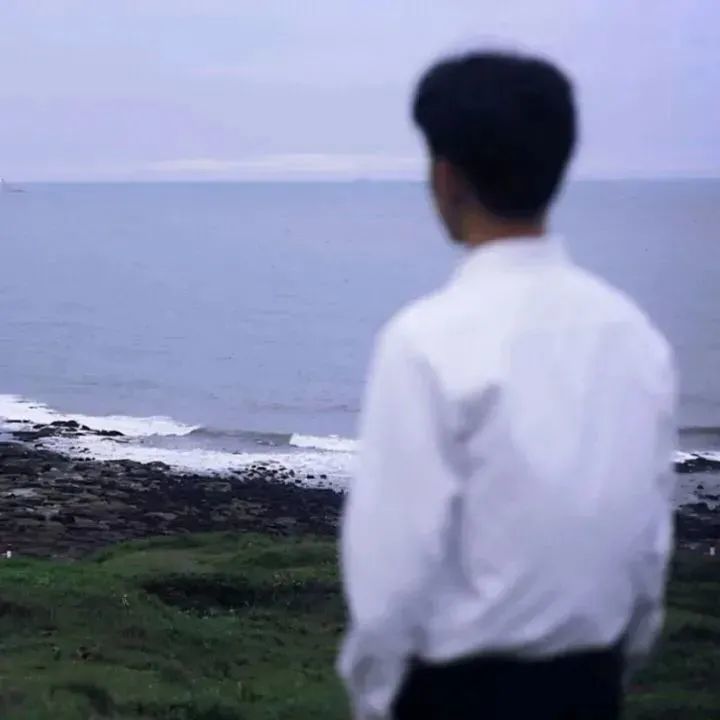 闲散贾人 小众情侣头像，不好看来打我