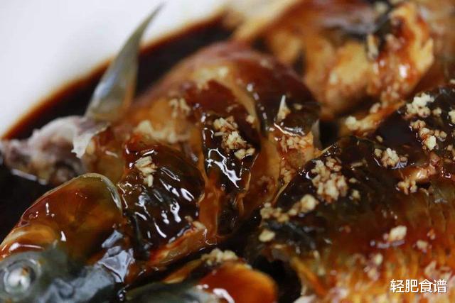 西湖醋鱼|电影《开国大典》中的美食，虽只出镜3秒，如今却成了“国宴菜”