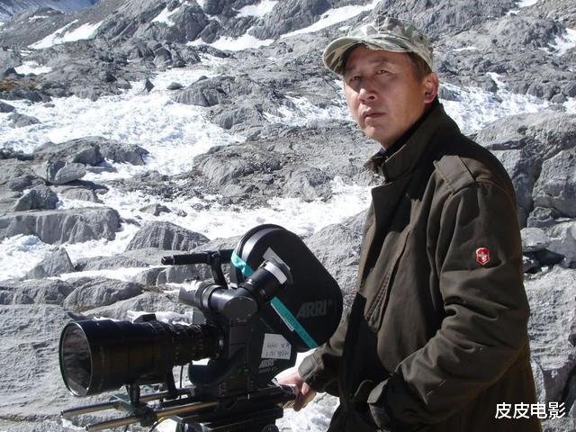 霹雳贝贝：电影《霹雳贝贝》32年后演员现状：片中的两位老艺术家，已离世