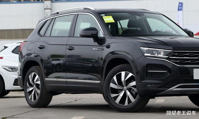 |昂科威还是输给它，车宽1米9，四轮独悬异响接近0，满油跑900公里