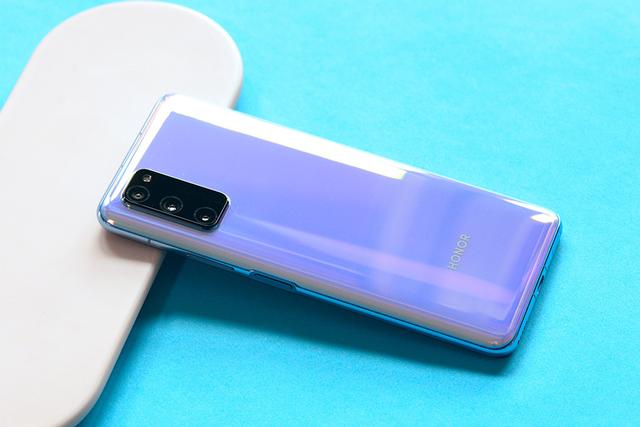 荣耀|荣耀V30 8GB内存版降价，想要出手的可以抓紧了