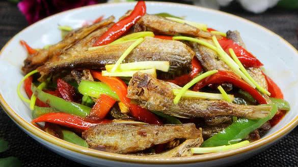 「」吃起来绝对让你回味无穷的家常菜，简单、开胃、解馋，老少皆宜！