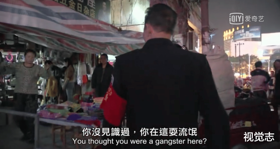 『摆摊』夜市老板一晚?收入上万：?摆摊赚钱的规矩，你不懂