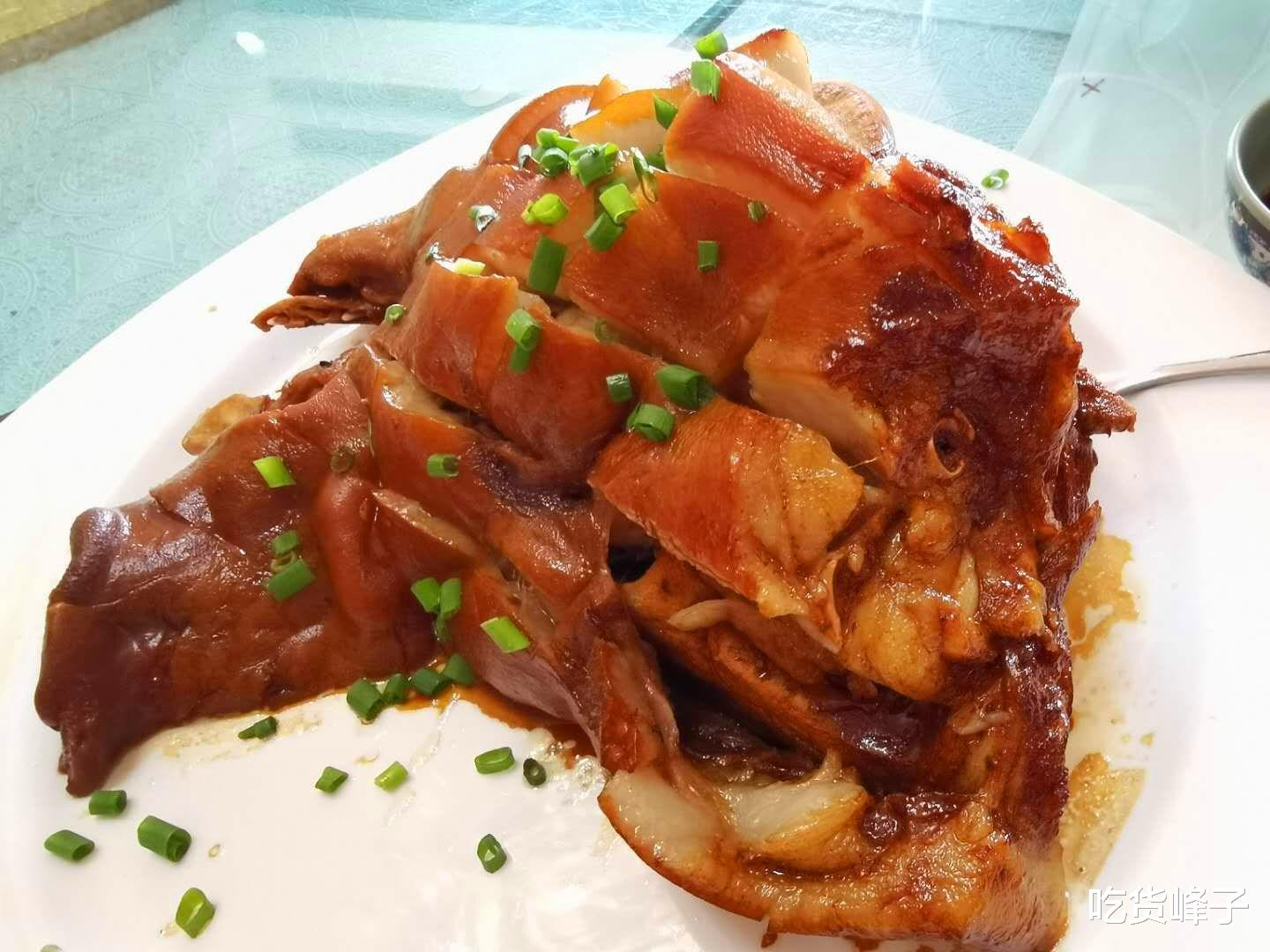 大学|儿子考上211大学，升学宴一桌12人花了666，晒朋友圈，网友：寒碜