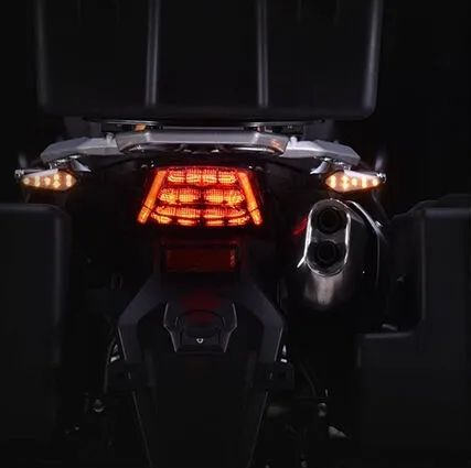 休旅车|赛科龙最新休旅车来了，单缸水冷引擎12kW，配超大三箱+双通道ABS