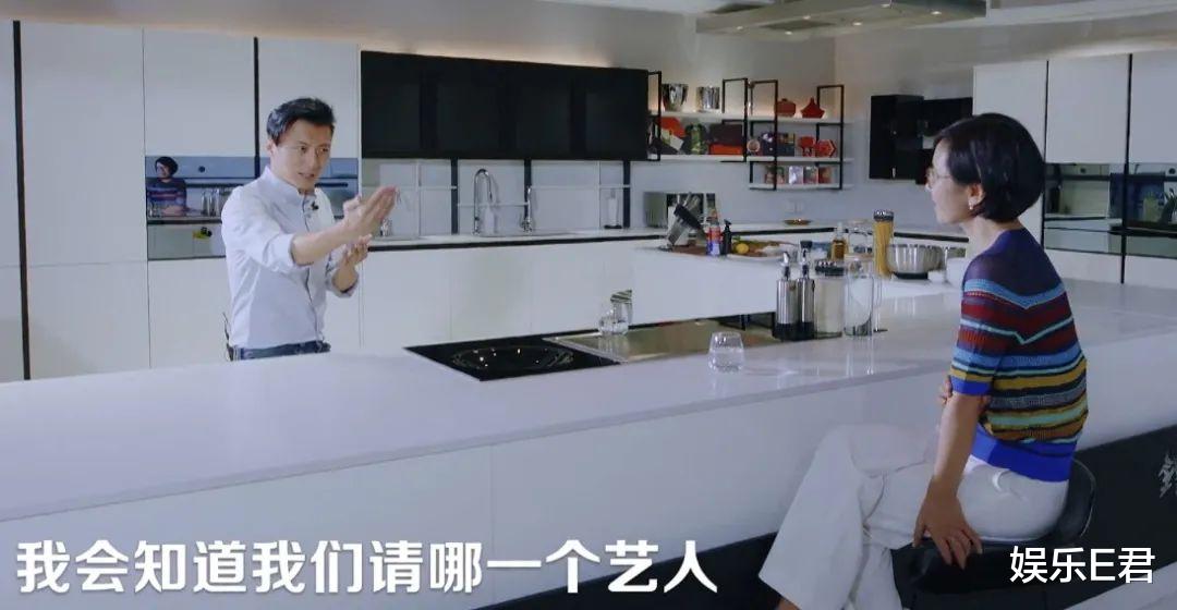 谢霆锋|谢霆锋嘲讽某艺人拍《锋味》排场大，却被网友吐槽最没发言权