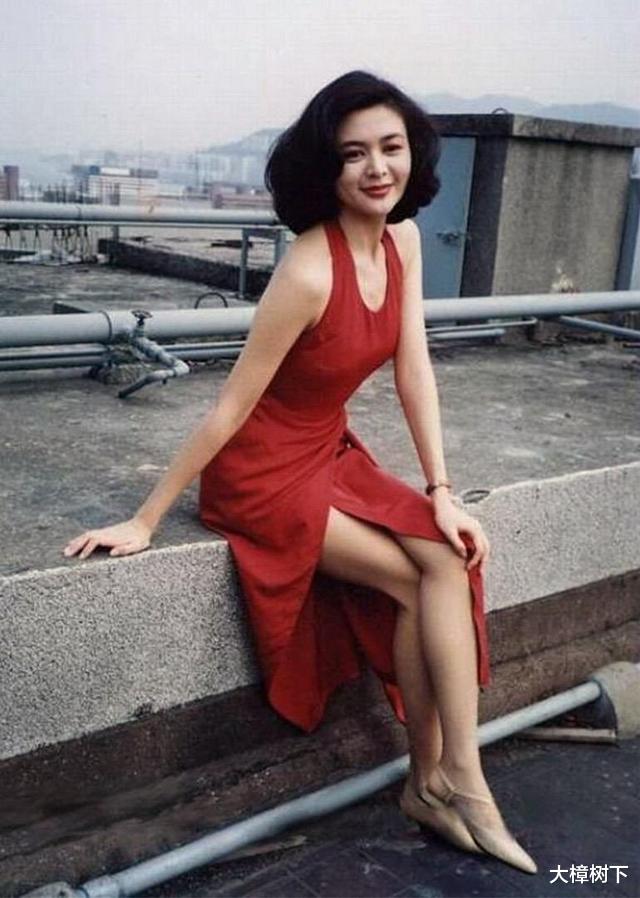「关之琳」豪门狙击手关之琳：情史坎坷，两婚两离，自曝各种男人都试过