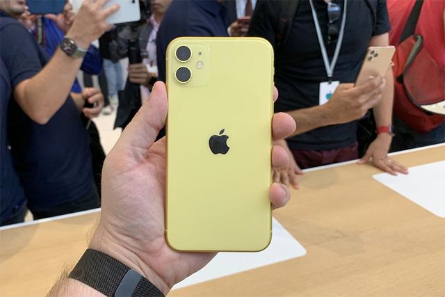 |苹果究竟卖出多少iPhone11？这晒单评论量让国产手机羡慕