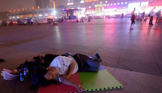 在華美國人：中國凌晨12點的街道，比華盛頓深夜街頭還“可怕”-圖5